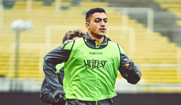 مصطفى محمد على مقاعد بدلاء قونيا سبور أمام إيرزوروم في الدوري التركي