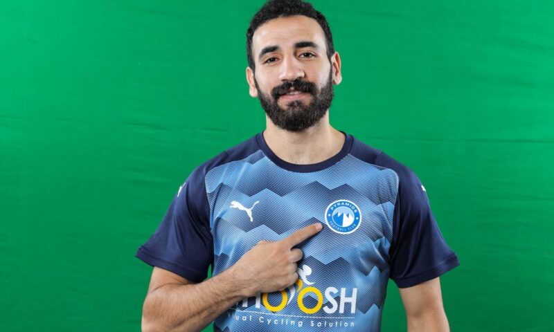 موكوينا: مهند لاشين يستحق اللعب في ريال مدريد