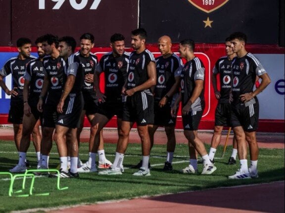 قبل مواجهة الزمالك.. تغييرات جديدة في برنامج الأهلي خلال التوقف الدولي