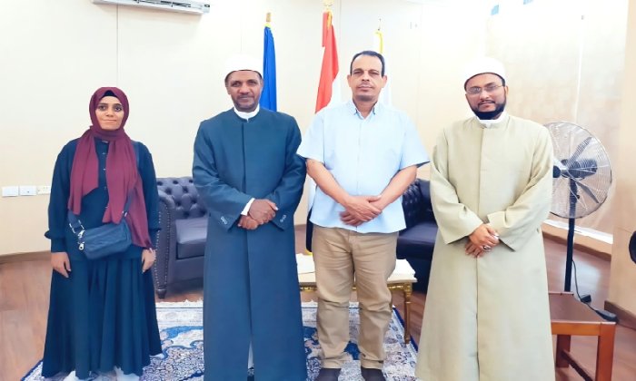 جامعة أسوان ومنطقة وعظ الأزهر تبحثان تنظيم ملتقى دعوي حول «التواصل الاجتماعي.. مخاطر وإمكانات»