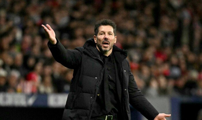 سيميوني بعد إسقاط ريال مدريد: الاحترام واجب للجميع.. ولا شيء مباح حتى لمورينيو