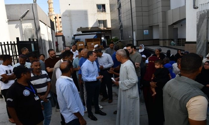 محافظ أسوان يوجه بسرعة تركيب جهاز الأشعة المقطعية بمستشفى كوم أمبو