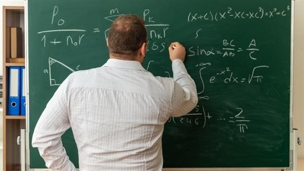 قبل التقديم.. 5 شروط للعمل كمعلم حصة بالمدارس خلال العام الدراسي الجديد