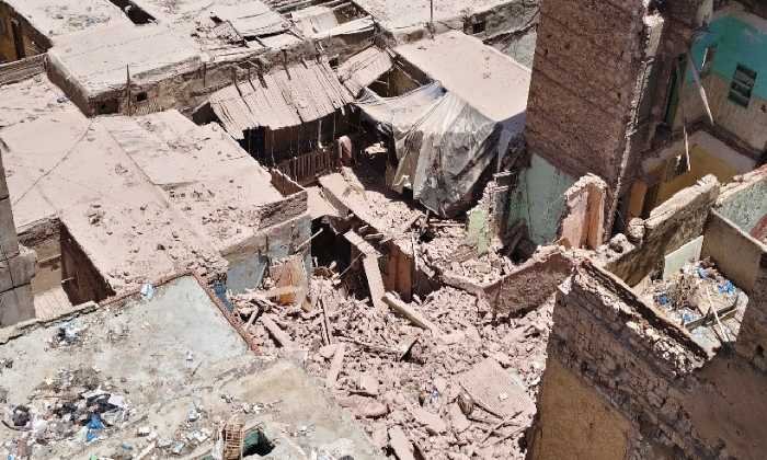 مصرع سيدة وابنتها في انهيار جزئي لعقار بالإسكندرية