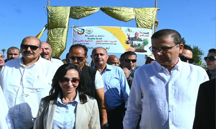 محافظ البحيرة تستقبل وزير الزراعة لتفقد الحقول الاسترشادية للذرة بأبو المطامير