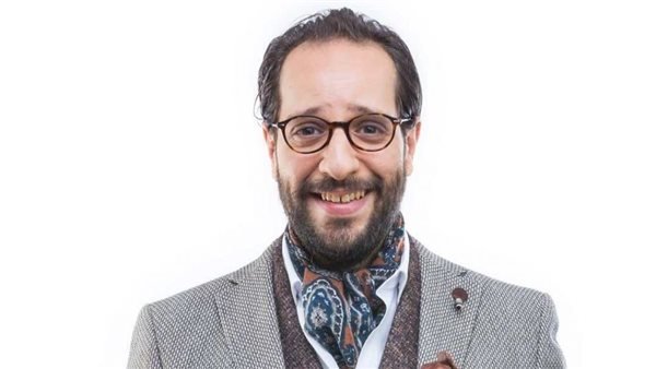 «مين أمين» يعود من جديد.. أحمد أمين يلتقي جمهوره في 3 مدن إنجليزية