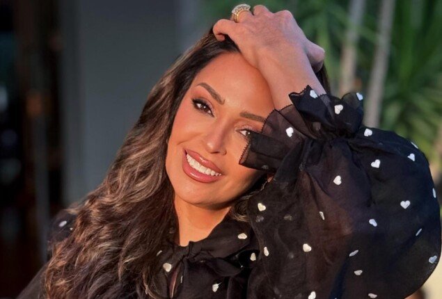 داليا البحيري.. كيف تغير شكلها بعد عمليات التجميل؟