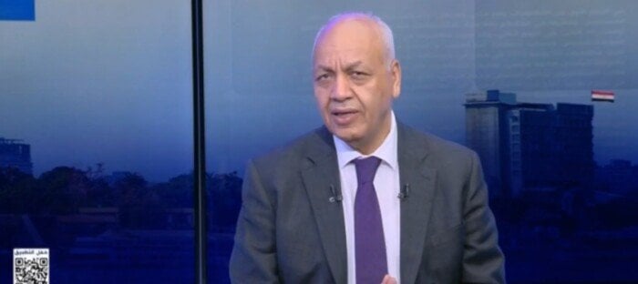 مصطفى بكري يحذر: التصعيد بين أمريكا وإيران قد يمتد إلى الأمن الإقليمي والتجارة الدولية