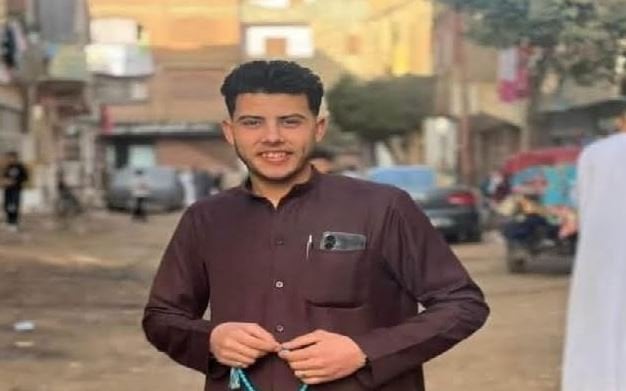 الإنقاذ النهري وغواصين الخير ينتشلون جثمان شاب من بعد غرقه في شاطئ الهانوفيل بالإسكندرية