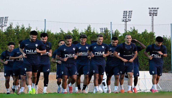 أزمة مستحقات الزمالك تشعل الغضب.. معتمد جمال يتدخل ويعد اللاعبين بالحل