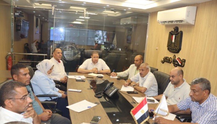نائب محافظ بني سويف يتابع ملفات تقنين أراضي الدولة ويدقق إجراءات التسعير والمعاينات