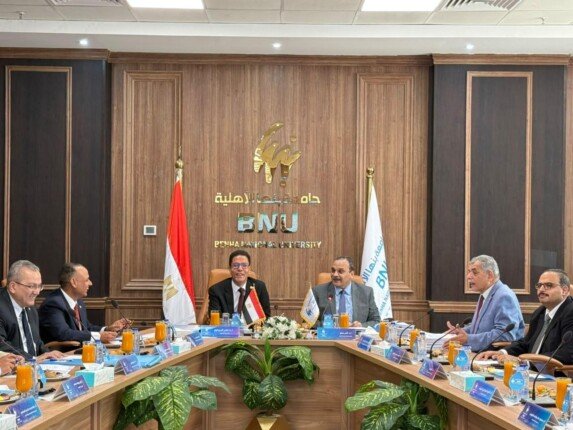 مجلس جامعة بنها الأهلية يوافق علي دراسة الجدوي لإنشاء كلية اللغات والترجمة