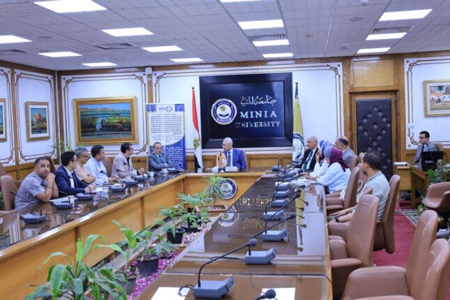 ​استجابة للمعايير الدولية: جامعة المنيا تكثف استعداداتها لاستقبال لجان الاعتماد المؤسسي للأيزو