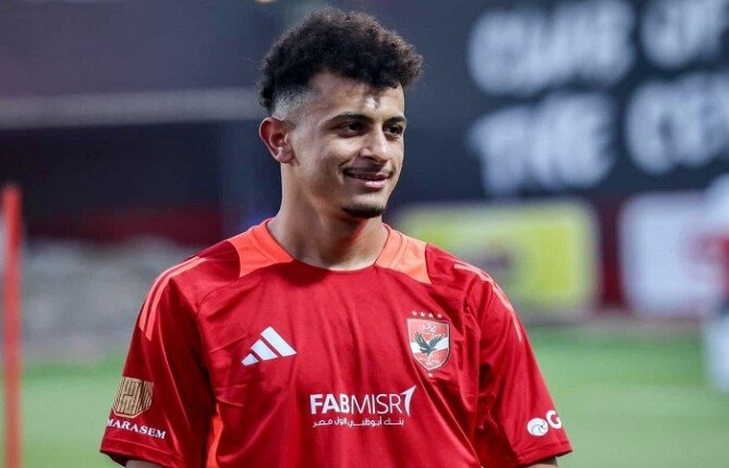أحمد شوبير يكشف تفاصيل غيابات الأهلي أمام المقاولون ويثير التساؤلات