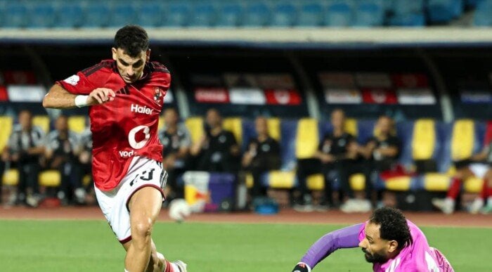 قطار الأهلي يدهس أبو قير للأسمدة بثنائية ويتصدر ترتيب الدوري الممتاز «فيديو»