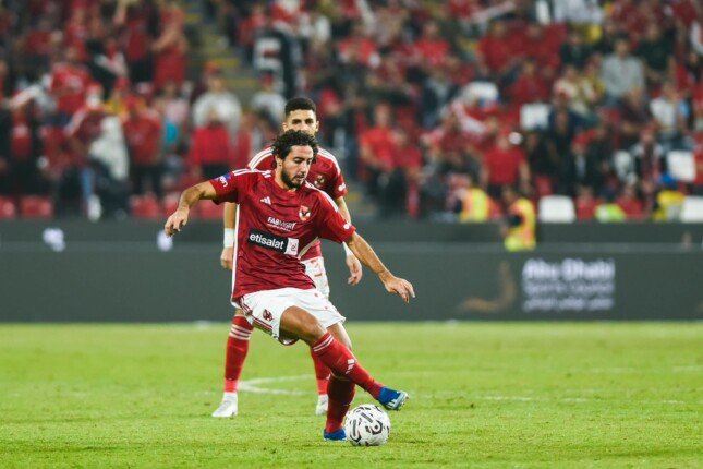 الأهلي يحسم موقف محمد هاني وياسر إبراهيم.. تفاصيل العروض المالية الجديدة