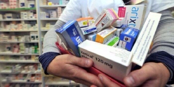بـ60 ألف جنيه.. ضبط صيدلي وطالب لسرقة أدوية من إحدى الصيدليات