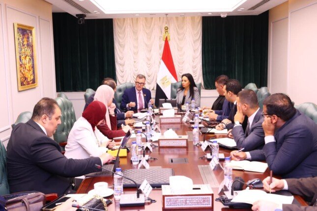 التضامن والتخطيط يناقشان سبل تحقيق التكامل بين سياسات التنمية الاقتصادية والاجتماعية