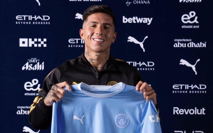 بعد انتقاله إلى مانشستر سيتي.. إنزو فرنانديز يصبح أغلى لاعب في تاريخ الدوري الإنجليزي