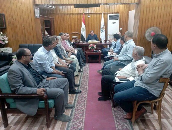 مع بدء الدراسة.. «تعليم بني سويف» يراجع فصول الخدمات ويشدد على الانضباط وسرعة إنهاء الإجراءات