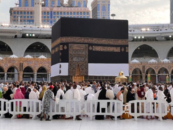 بعد غلق باب التقديم.. تعرف على موعد قرعة حج الجمعيات الأهلية 1448هـ