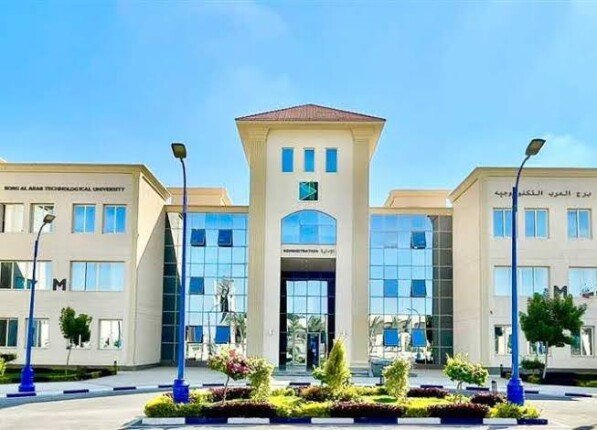 الجامعات التكنولوجية 2026.. رابط التقديم والمواعيد والتخصصات