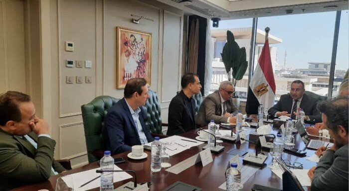 قنصوة: تطوير المسرح الجامعي يستهدف بناء منظومة متكاملة لاكتشاف المواهب ورعايتها