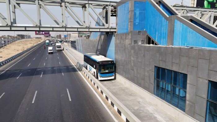 بدء التشغيل التجريبي للأتوبيس الترددي السريع غدا السبت بمحطات المرحلة الثانية