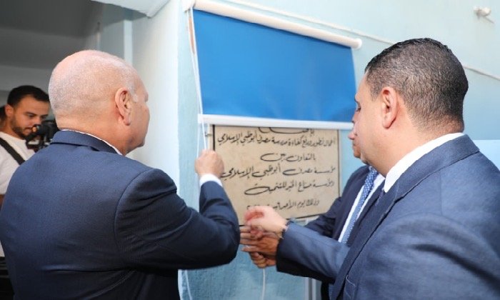 محافظ القاهرة يفتتح تطوير مدرسة مصرف أبو ظبي الإسلامي بالنزهة