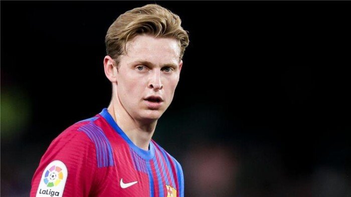برشلونة يرفض عرضًا من ليفربول لضم فرينكي دي يونج.. و70 مليون يورو تحسم الصفقة