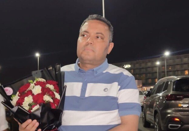 بعد جمع 15 مليون جنيه.. عودة مدرس المنوفية أحمد خاطر بعد نجاح زراعة رئتين في أبوظبي
