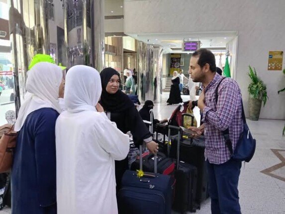 وزارة السياحة تتابع شركات العمرة ميدانيًا في مكة والمدينة