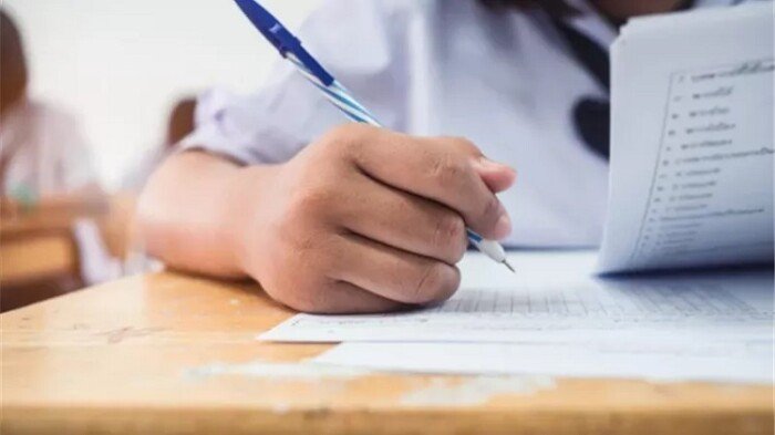«التعليم»: بدء تسجيل الاستمارات الإلكترونية لطلاب الشهادة الإعدادية الخميس المقبل