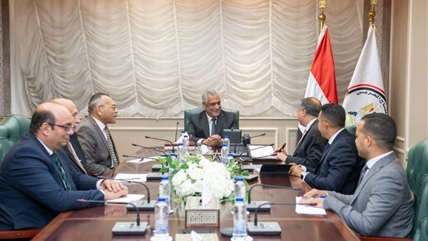 «الإنتاج الحربي» تستكشف مع «تاليس» فرصًا جديدة للتصنيع ونقل التكنولوجيا