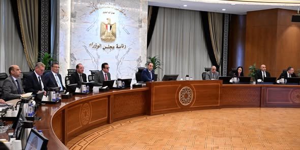 قبل إطلاقه رسميًا.. مدبولي يتابع إعداد برنامج التحول الاقتصادي الوطني