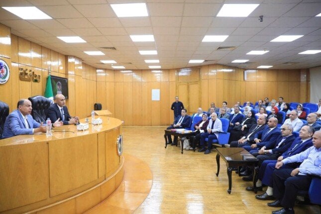 وزير التعليم: مدير المدرسة “قائد” ويمتلك السلطة الكاملة لاتخاذ القرار وحل المشكلات