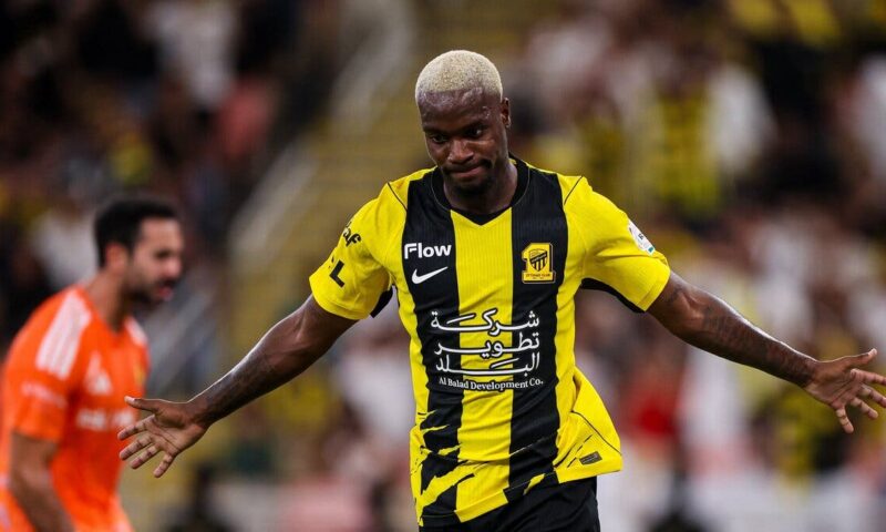 جورج إلينيخينا ينهي مباراة الاتحاد والنصر في 19 دقيقة