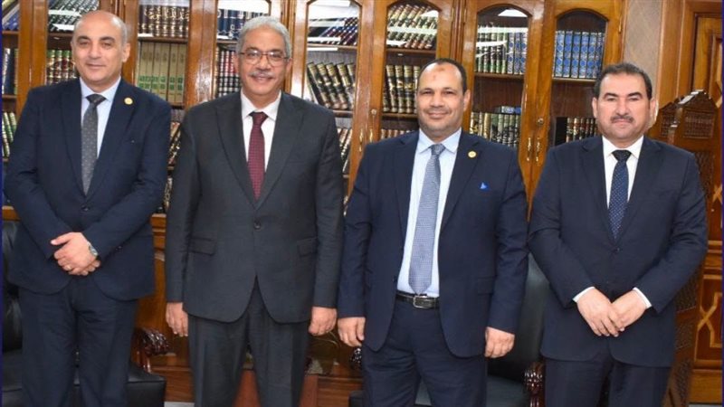 رئيس جامعة الأزهر يستقبل وفد جهاز مستقبل مصر لبحث التعاون المشترك
