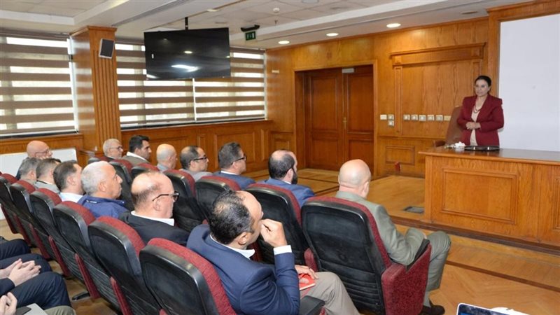 سلطة الطيران تستعرض حزمة جديدة من الإجراءات لتطوير آليات التدريب والاعتماد