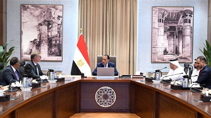 بعد تأسيس شركة “الفجيرة العلمين” للنفط والغاز، مدبولي يلتقي مسئولي إمارة الفجيرة لمتابعة تنفيذ المشروع