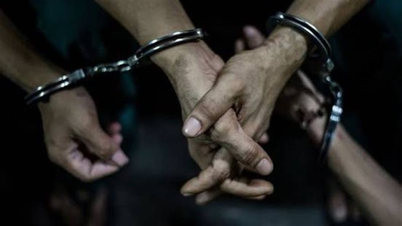 مغامرة النصابين الثلاثة، انتحلوا صفة مأموري ضبط للاستيلاء على أموال صاحب معرض أثاث