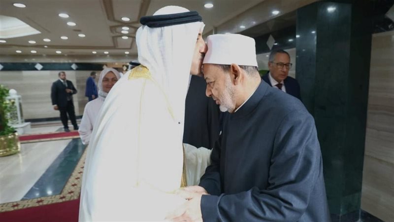 شيخ الأزهر يبحث مع رئيس مركز الملك حمد العالمي للتعايش السلمي تعزيز التعاون