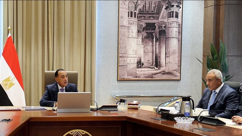 مدبولي يعلن ملامح المرحلة المقبلة للاقتصاد.. التركيز على الصناعة والإنتاج والصادرات وفرص العمل