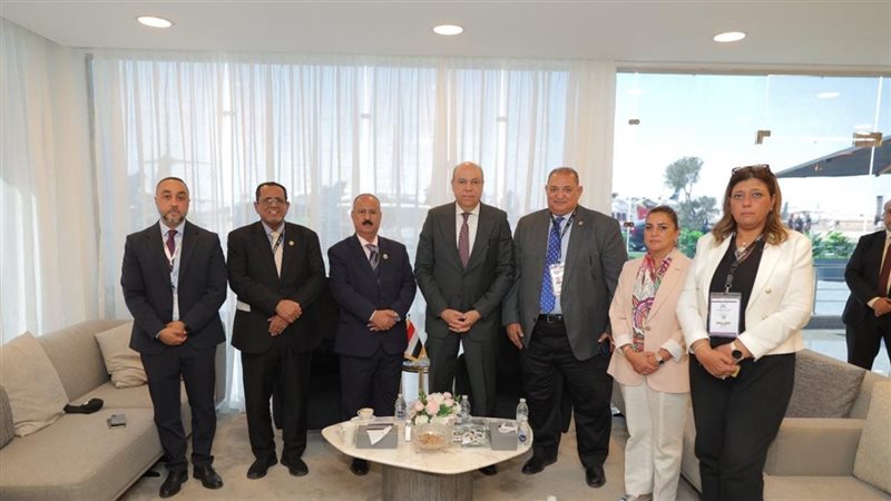 الحفني يلتقي وزراء النقل والطيران بعدد من الدول العربية والأفريقية