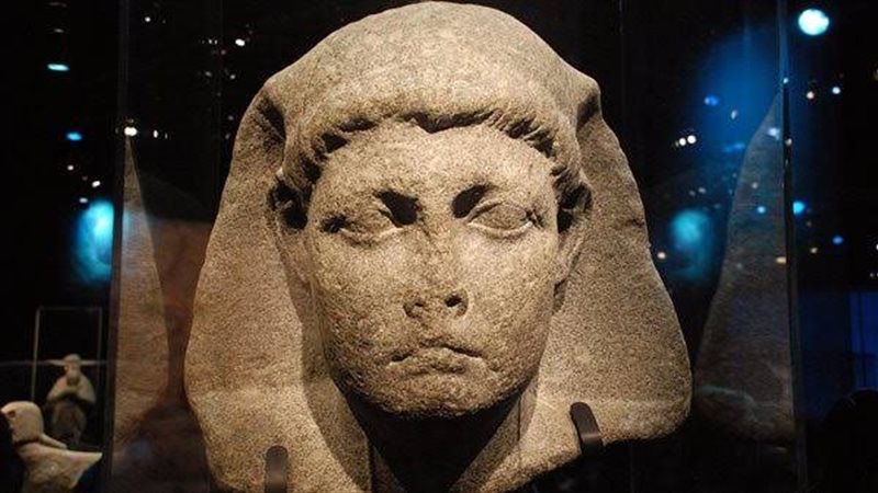زي النهارده 47 ق.م، كليوباترا تنصب قيصرون على عرش مصر، الطفل الذي أرعب روما وأنهى حكم البطالمة