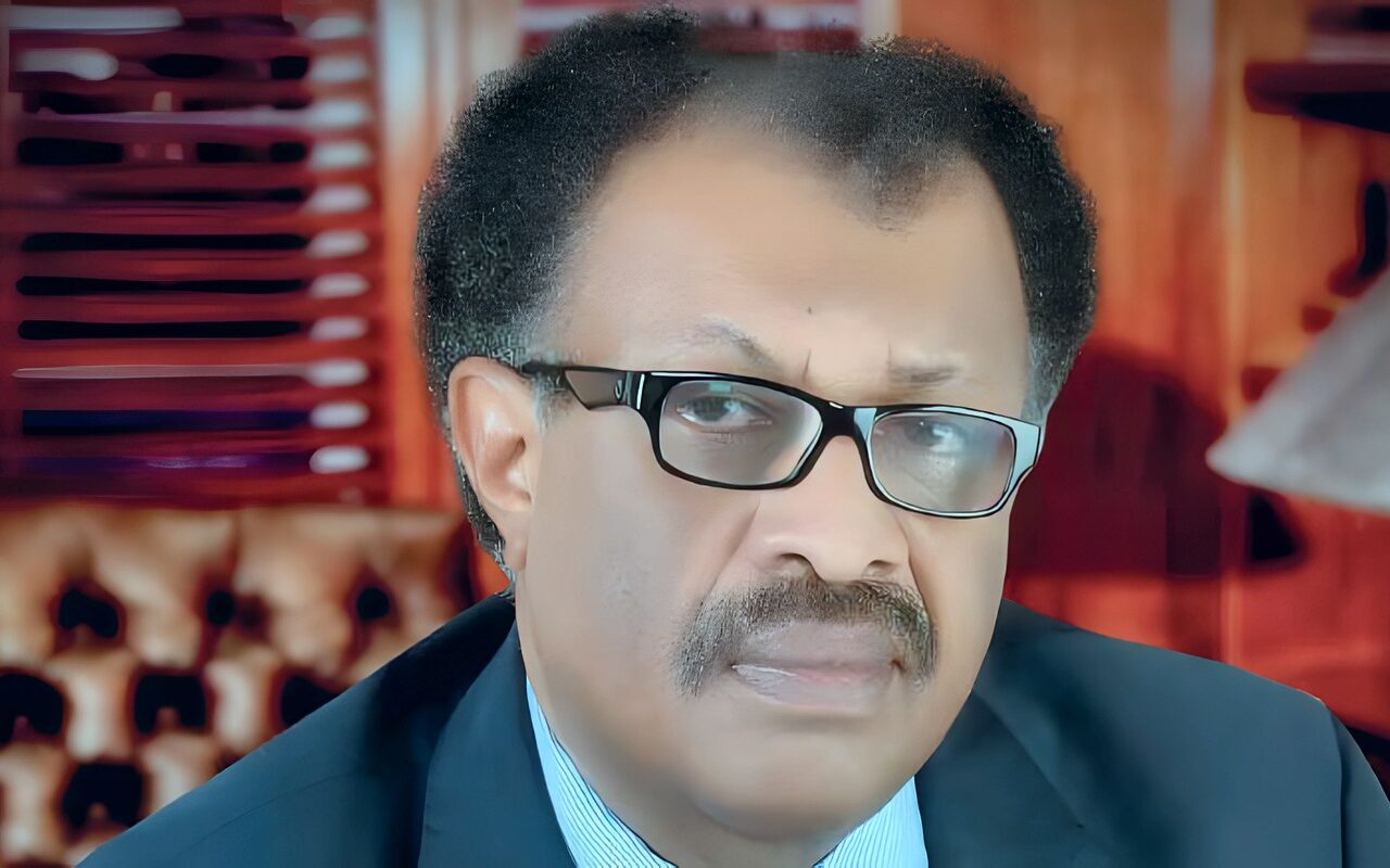 أمير تاج السر…الكتابة الإبداعية سر يصعب فك طلاسمه