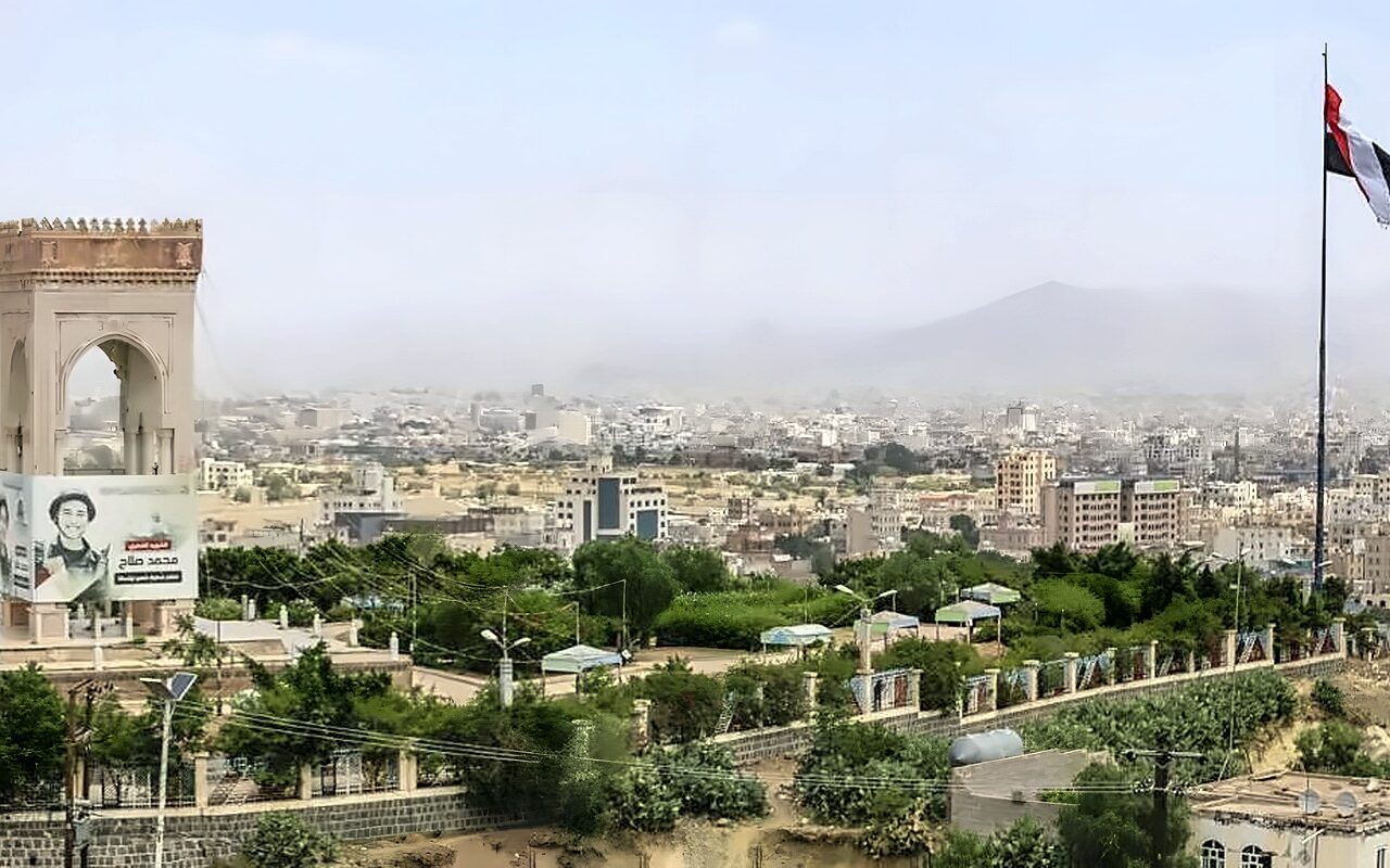 القوات الحكومية اليمنية تطلق “هجوما استراتيجيا” على صنعاء بمشاركة التحالف بقيادة السعودية