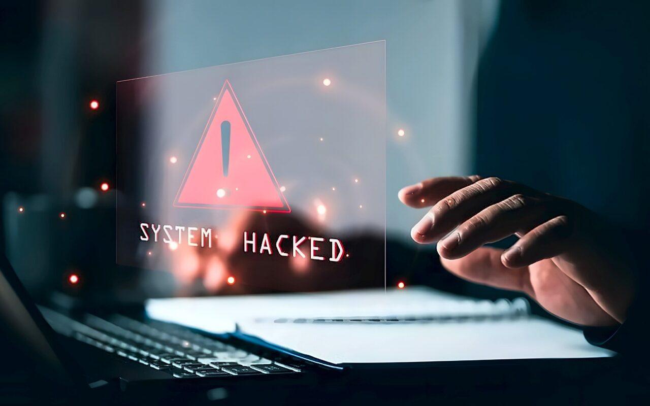 إسبانيا تعتقل مراهقًا عمره 16 عامًا قاد مجموعة قرصنة نفذت ألف هجوم إلكتروني