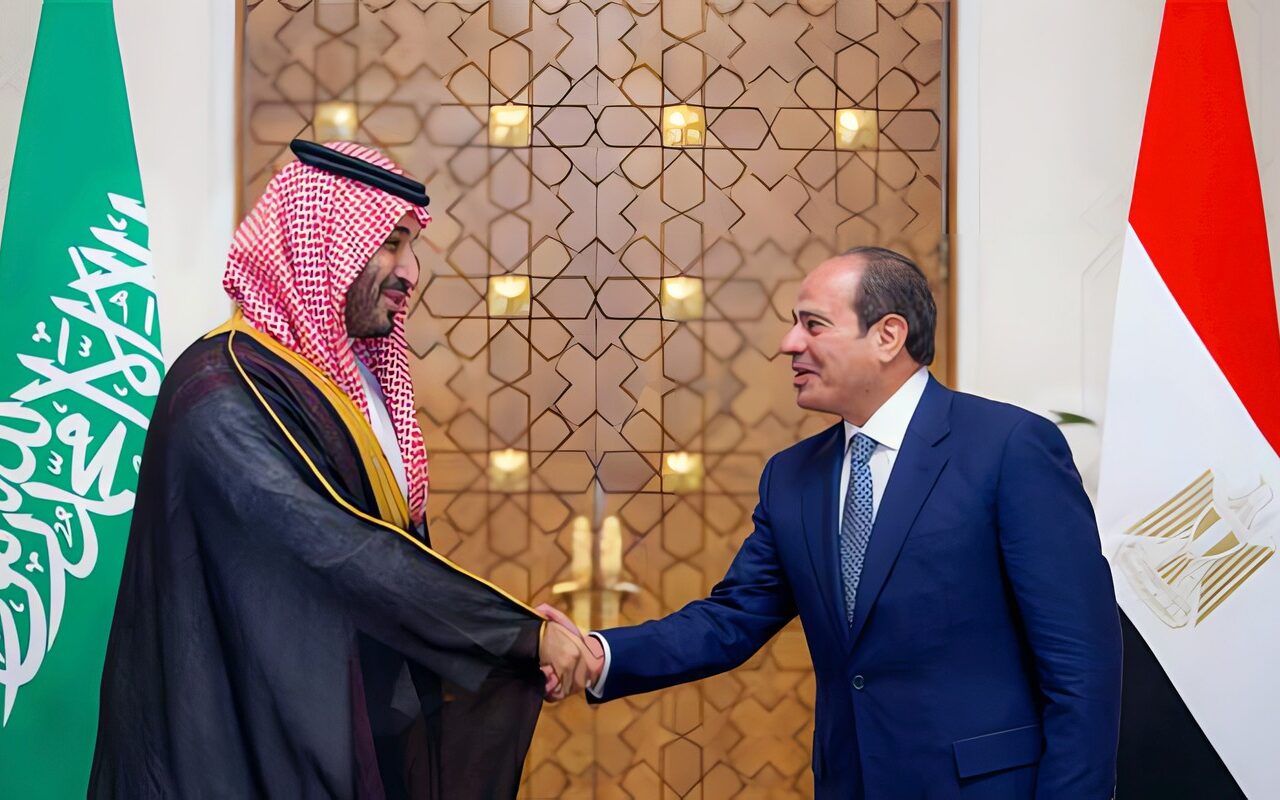 هل ما زال الموقف المصري من أمن الخليج يعتمد عبارة مسافة السكة؟