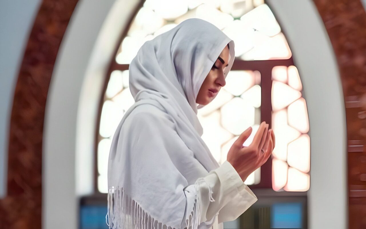 هل يجوز تحديد أيام الحيض بالفحوصات الطبية؟.. دار الإفتاء تجيب